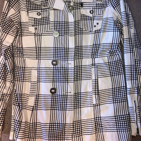 Coat - Picture 2 of 2